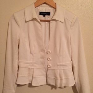 White Buttoned Blazer